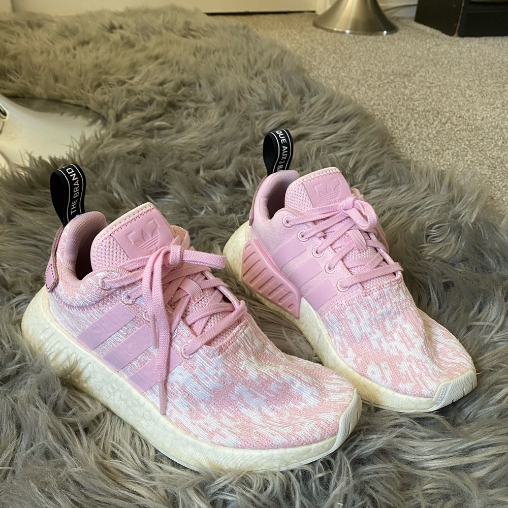 Adidas shoes💗